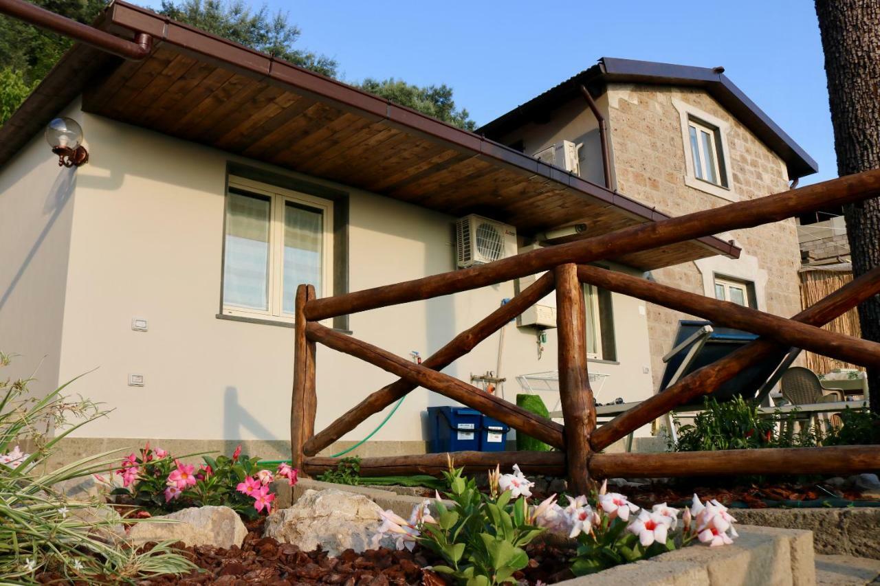 Traulivi Country House Meta Buitenkant foto